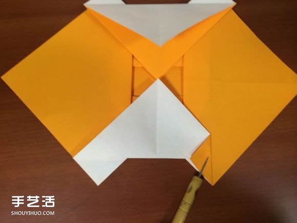 怎么折跑车的教程 手工跑车折纸方法图解(图30)