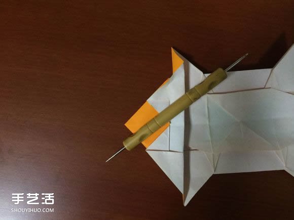 怎么折跑车的教程 手工跑车折纸方法图解(图49)