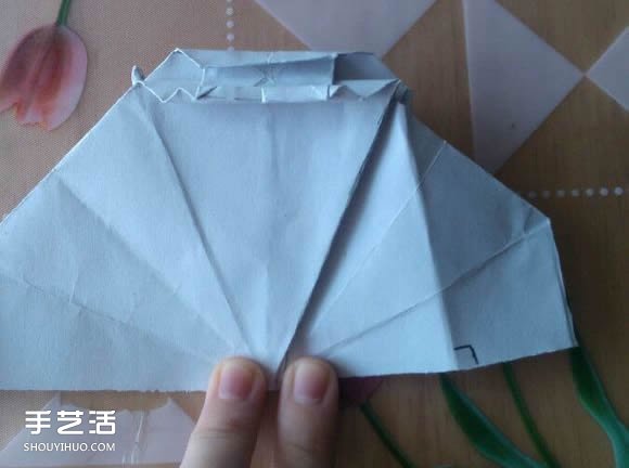 三角钢琴的折纸图解 怎么折立体三角钢琴步骤(图101)