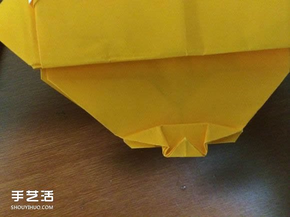 怎么折跑车的教程 手工跑车折纸方法图解(图77)