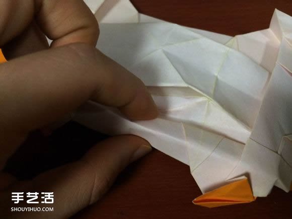 怎么折跑车的教程 手工跑车折纸方法图解(图84)
