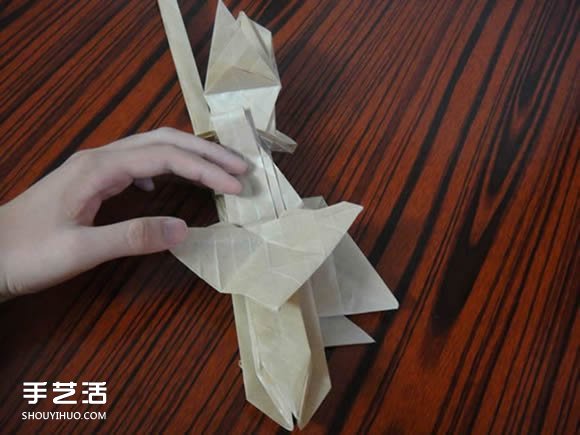 灼眼的夏娜折纸图解 动漫人物夏娜折纸教程(图30)