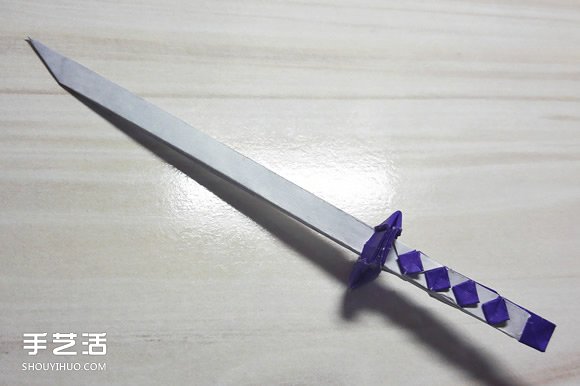 怎么折纸武士刀图解教程 纸武士刀的折法步骤 - 双维造物网