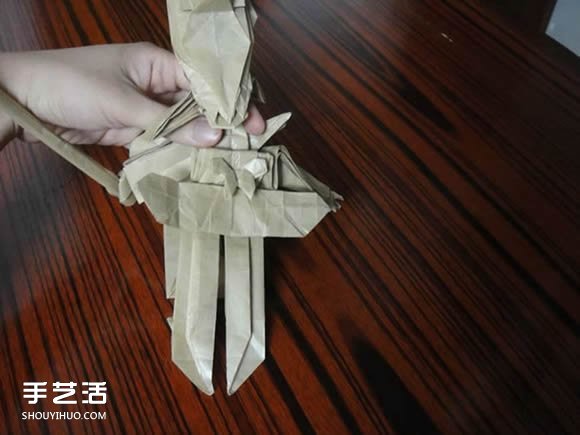 灼眼的夏娜折纸图解 动漫人物夏娜折纸教程(图48)