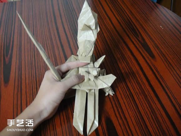 灼眼的夏娜折纸图解 动漫人物夏娜折纸教程(图47)