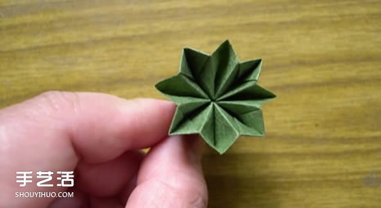 折纸娃娃的制作方法 穿裙子娃娃的折法图解(图14)