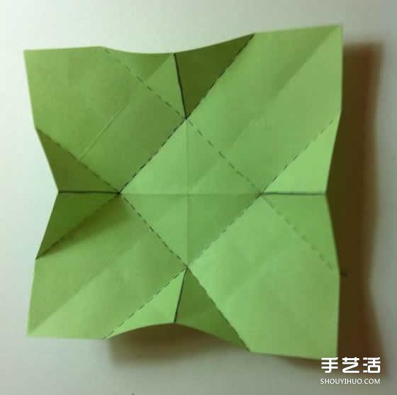 一张纸折四叶草图解 创意四叶草的折法步骤(图11)