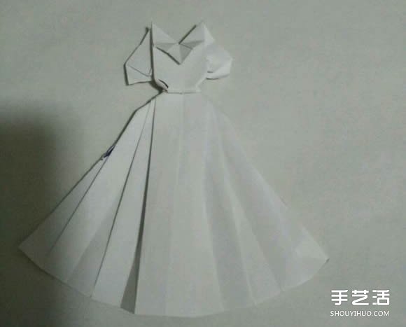 折纸婚纱裙的折法图解 婚纱的折纸方法步骤 - 双维造物网