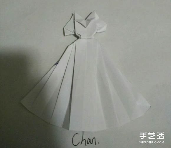 折纸婚纱裙的折法图解 婚纱的折纸方法步骤(图31)