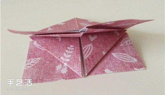 扑克牌方片和红桃花色的折纸方法图解(图11)