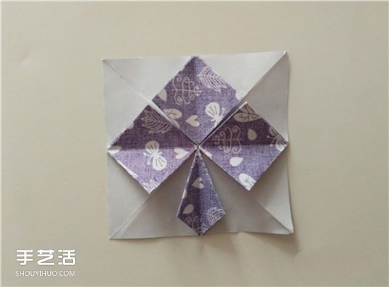 扑克牌黑桃和梅花花色的折纸方法图解(图26)