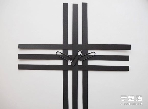 纸条折纸雪花的方法图解 立体雪花的折法步骤(图3)