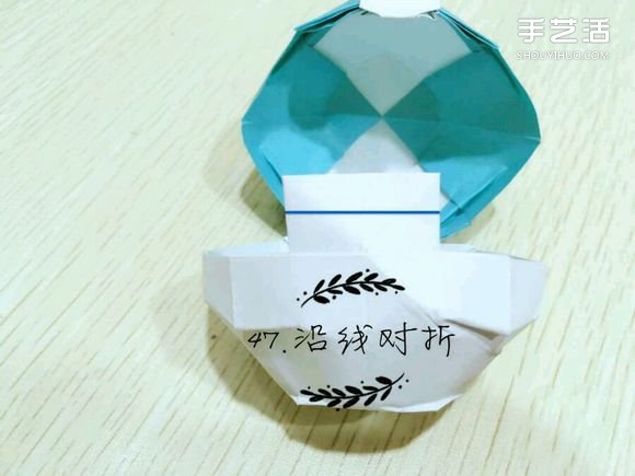 精灵球制作方法教程 手工折精灵球的折法图解(图50)