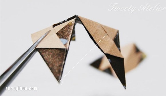 折纸立体菱形的折法图解 用作包装盒或挂件(图8)