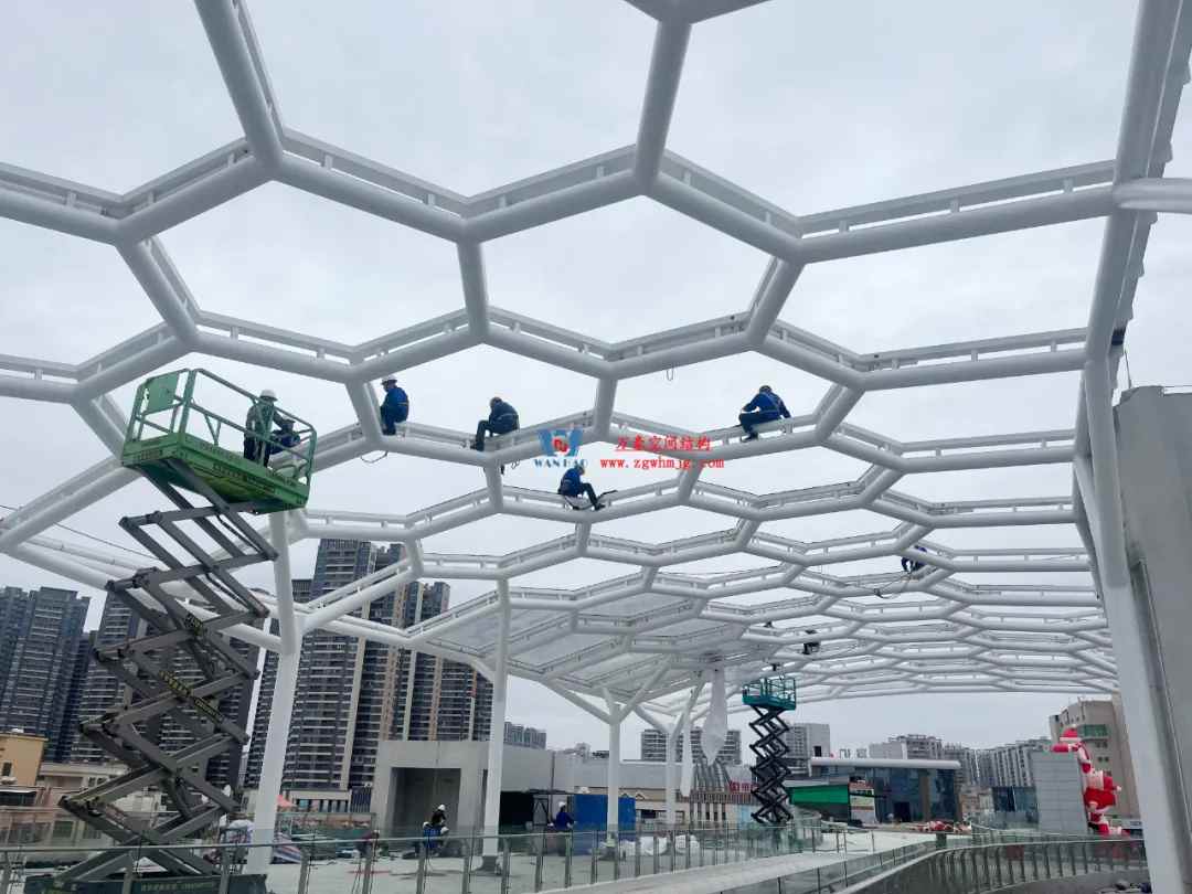 广州茂名总汇天街商业街ETFE膜结构工程 广州茂名总汇天街商业街ETFE膜结构工程