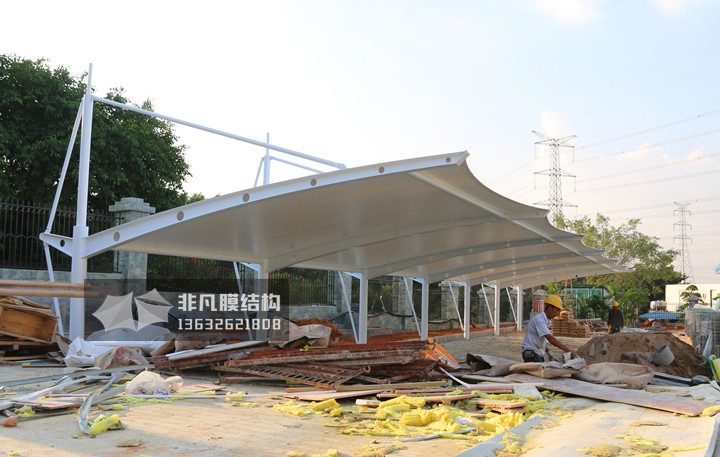 TC044 斜拉式膜结构停车棚 中建二航局