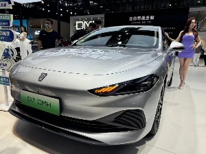 从广州车展新能源汽车“插混军团”唱主角看油液的发展趋势