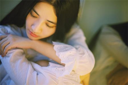 哪些星座最容易在深夜里惆怅(图1)