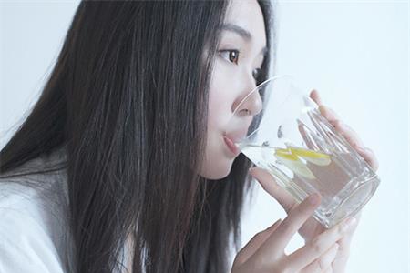 哪些星座心里有苦就要说(图1) 哪些星座心里有苦就要说(图1)