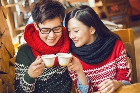 圣诞节,哪些星男最喜欢套路(图1) 圣诞节,哪些星男最喜欢套路(图1)