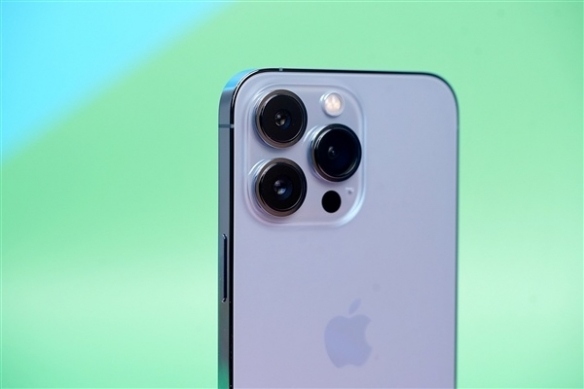 果粉福利来了！iPhone 13全系半价换电池：仅需399元(图4)