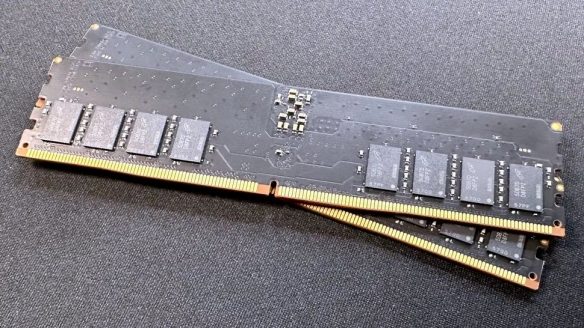 256G的DDR5内存条价格超4万元！一盒能买上海一套房(图1)