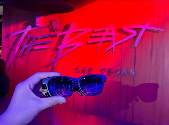 VITURE Beast首次亮相CES 全球最大视场角内置3DoF计算芯片(图7) VITURE Beast首次亮相CES 全球最大视场角内置3DoF计算芯片(图7)