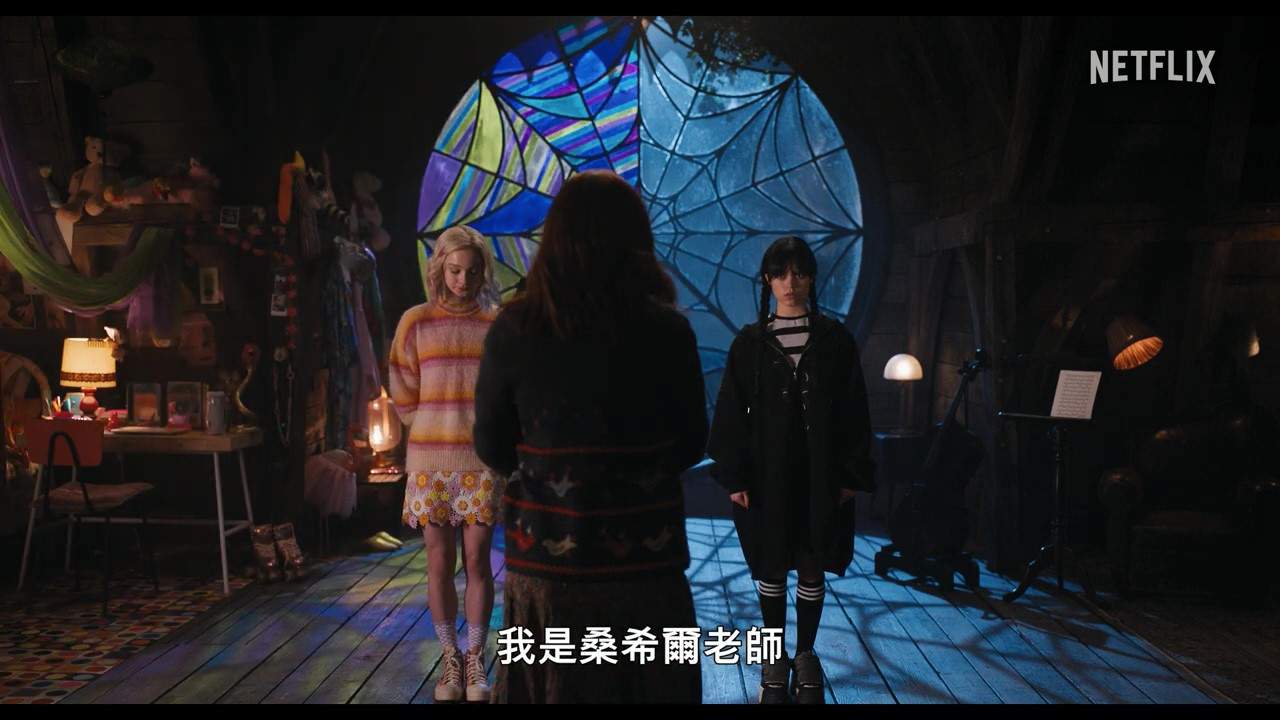 《亚当斯一家》衍生剧《星期三》正式预告 11月23日播出(图9) 《亚当斯一家》衍生剧《星期三》正式预告 11月23日播出(图9)