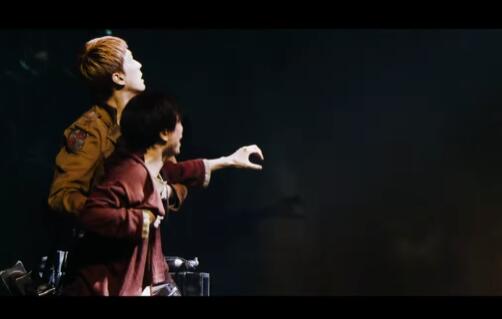 音乐剧《进击的巨人》日本凯旋公演将于7月登上大银幕(图4) 音乐剧《进击的巨人》日本凯旋公演将于7月登上大银幕(图4)