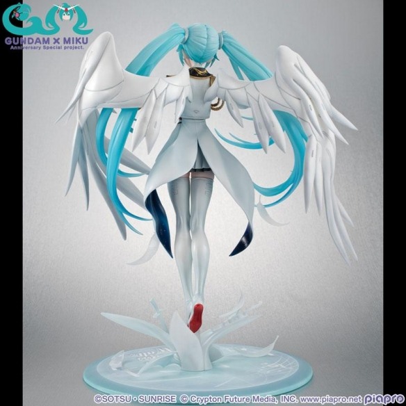 初音未来与飞翼钢弹零式EW限量发售 2026年6月问世(图6) 初音未来与飞翼钢弹零式EW限量发售 2026年6月问世(图6)
