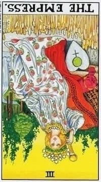 塔罗牌女皇逆位事业财运发展如何？皇后逆位事业财富结果(图1)