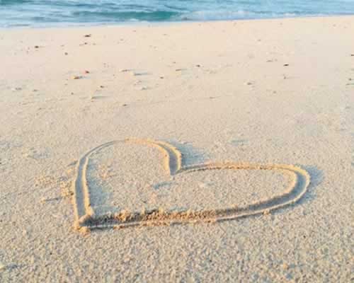 肉体出轨的女人 - 恋知心殿堂
