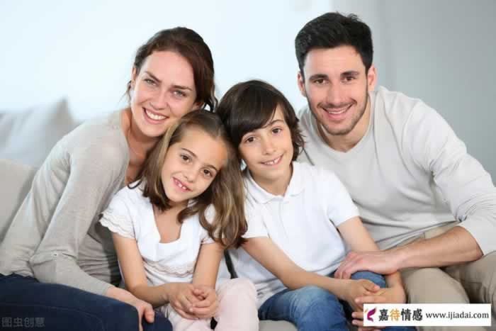 一边是爱人，一边是家人，该怎么做选择？(图2)