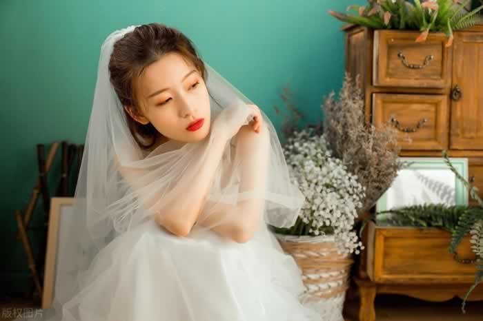 男人既然出轨背叛了,为何大部分都不愿意去离婚?(图1) 男人既然出轨背叛了,为何大部分都不愿意去离婚?(图1)
