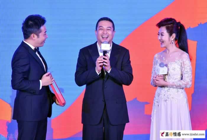 两性交往时令女人上瘾的3种男人(图4)