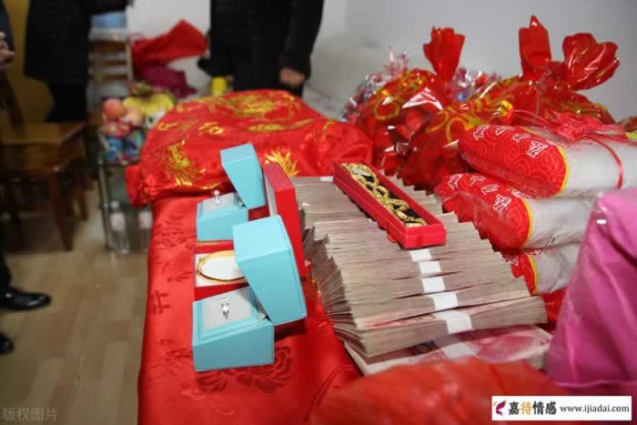 女人在婚前这三方面要求太高，男人会很累(图2)