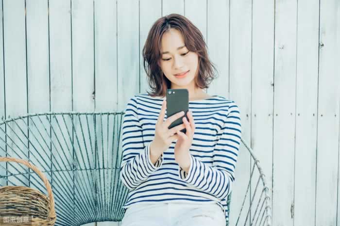 喜欢自己的好朋友怎么办？聪明的人会这样处理(图2)
