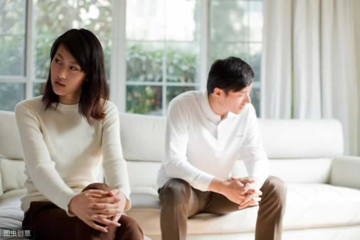 挽回爱情：分手后如果你还想跟前任复合，这件事你一定做...(图2)