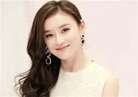 男人忘不了一个人和女人忘不了一个人，有什么区别？(图2)