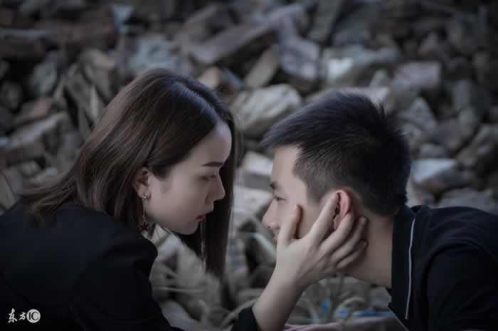 为什么情侣靠得越近,反而爱情渐行渐远了呢?(图4) 为什么情侣靠得越近,反而爱情渐行渐远了呢?(图4)
