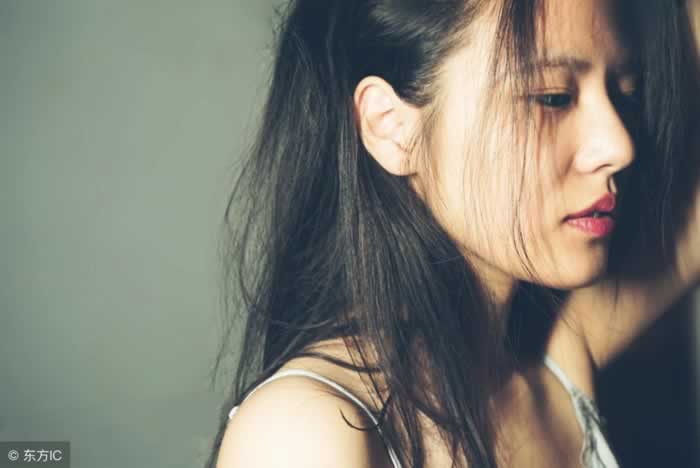 为什么有些人总是劝别人分手？小心，不要影响了你的挽回！(图1)
