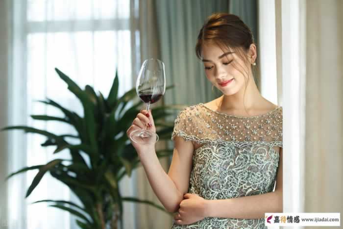 女人暴露出这3种态度，气场不输男人(图3)