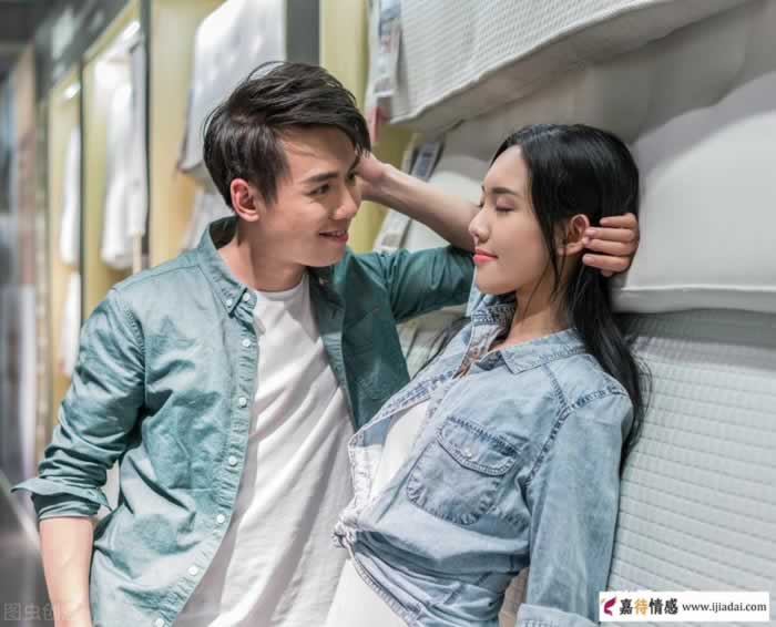 我让你照看我老婆，不是让你勾引(图2)