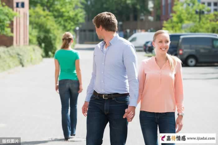 给所有出轨男人一个忠告：情人的真面目你见过吗？(图1)