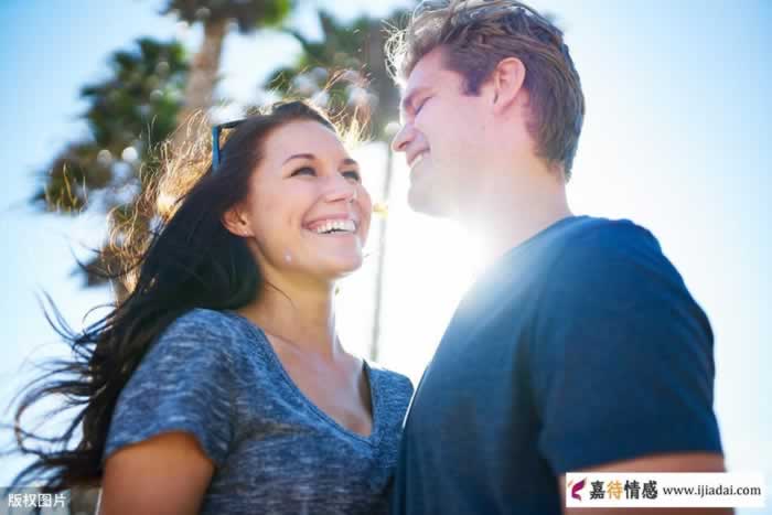 女人的这4个行为容易激起男人的危机感，男人会更珍惜(图2)