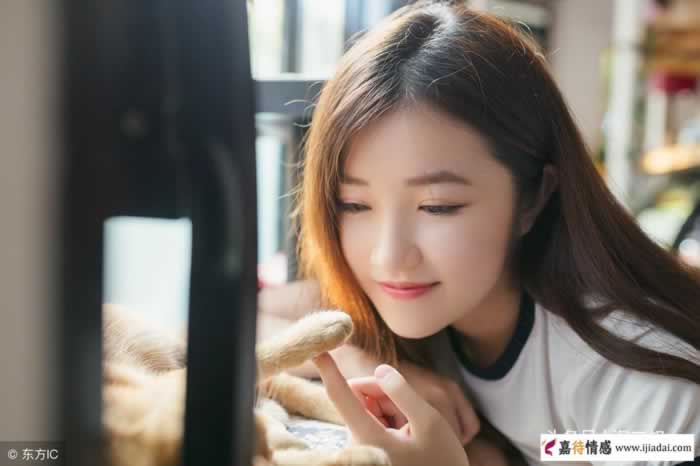 女人变坏了，就真的会有钱吗？(图1)