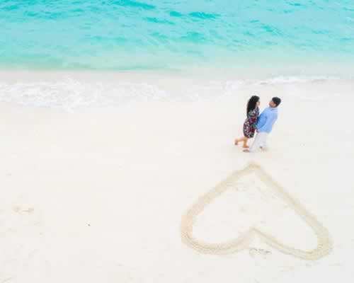 男人没钱连老婆都看不起，谁的错？ - 恋知心殿堂