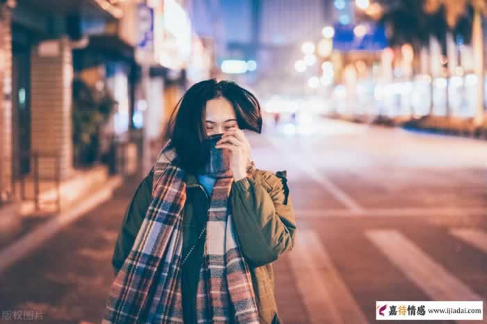 男人没钱连老婆都看不起，谁的错？(图2)