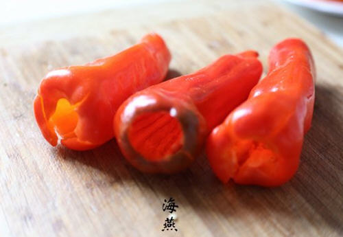 红椒酿牛肉(红椒 里面塞牛肉)