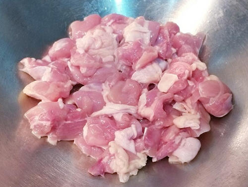 马铃薯炖鸡肉盖饭